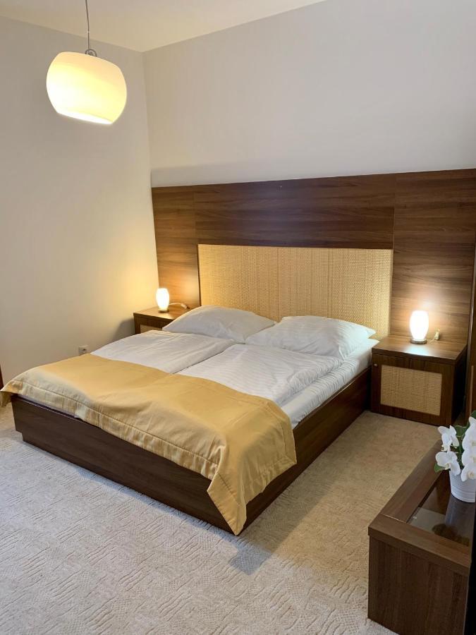 Hotel Art Písek Eksteriør billede