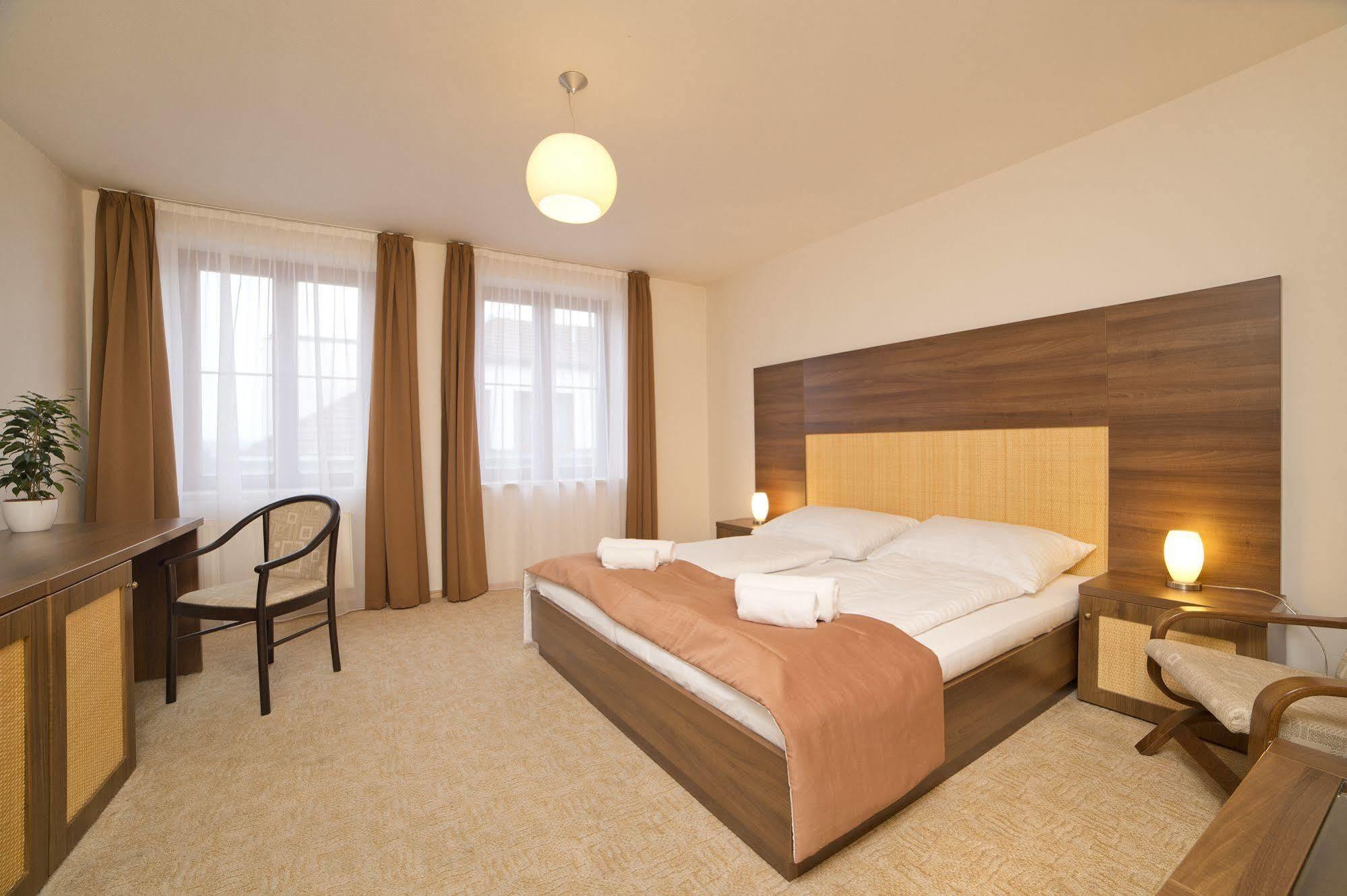 Hotel Art Písek Eksteriør billede