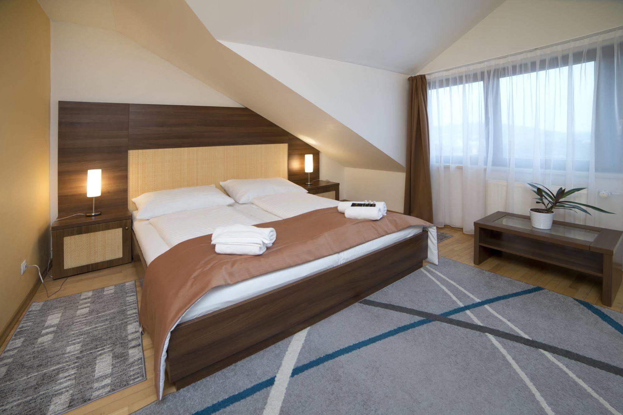 Hotel Art Písek Eksteriør billede